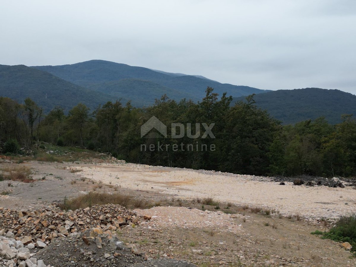 MATULJI, JURDANI, MALI BRGUD- gradbeno zemljišče 17065m2 (9000m2 zazidljivo) stanovanjski objekt - stanovanja ali poslovno-stanovanjski objekt/ hala/ poslovni objekt/ suha marina/ odprto skladišče