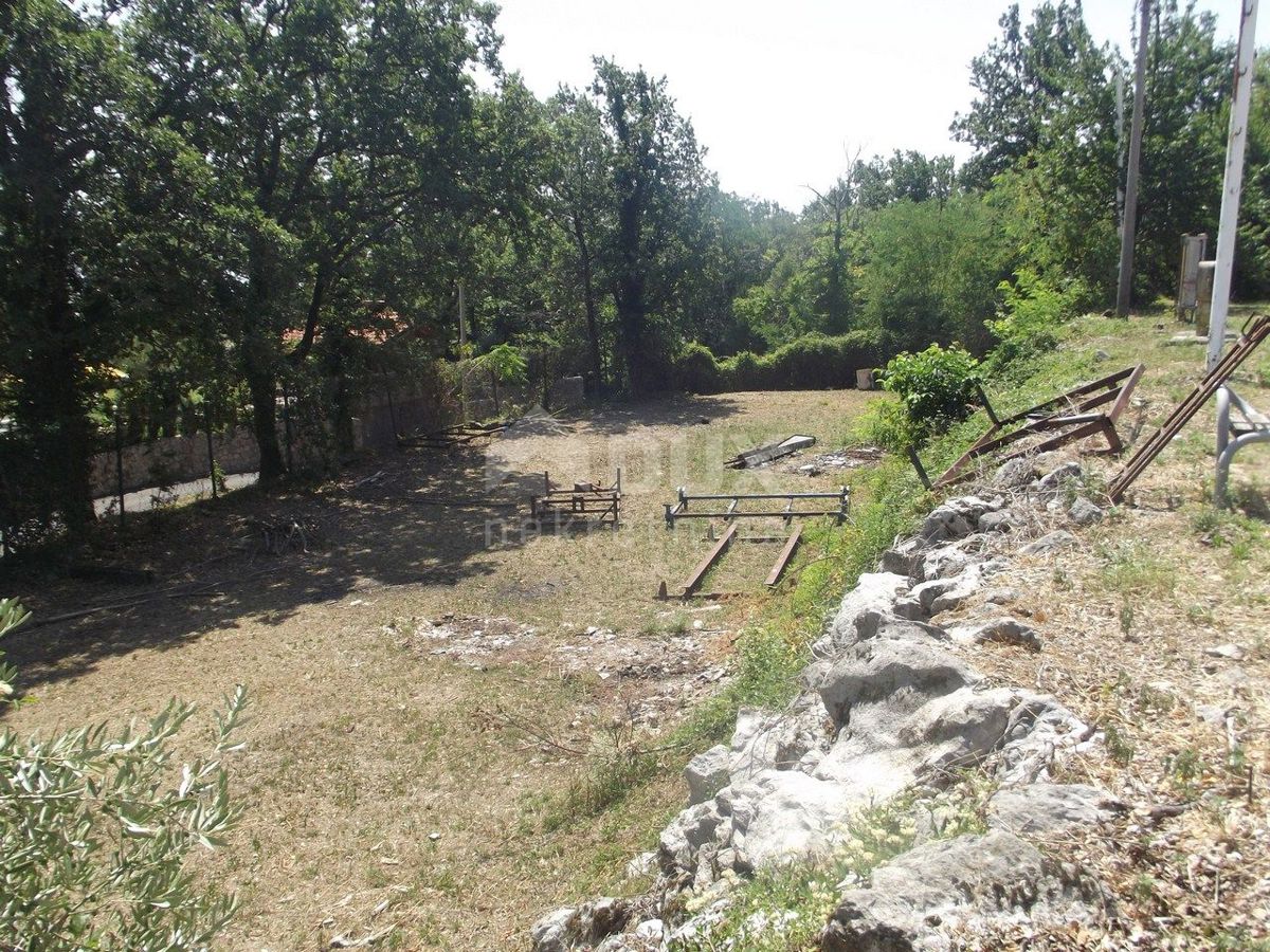 OPATIJA, LOVRAN- 4 gradbena zemljišča 2800m2 Z GRADBENIM DOVOLJENJEM!!! (+3000m2 zazidljivo zemljišče brez gradbenega dovoljenja) s pogledom na morje za družinsko hišo/vilo/apartmaje/ hiše za najem - počitnice z bazenom