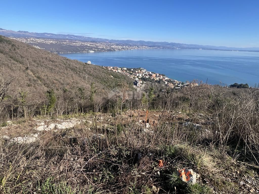 OPATIJA, KOLAVIĆI - objekt. zemljišče, 1017 m2, PANORAMSKI POGLED NA MORJE!!!