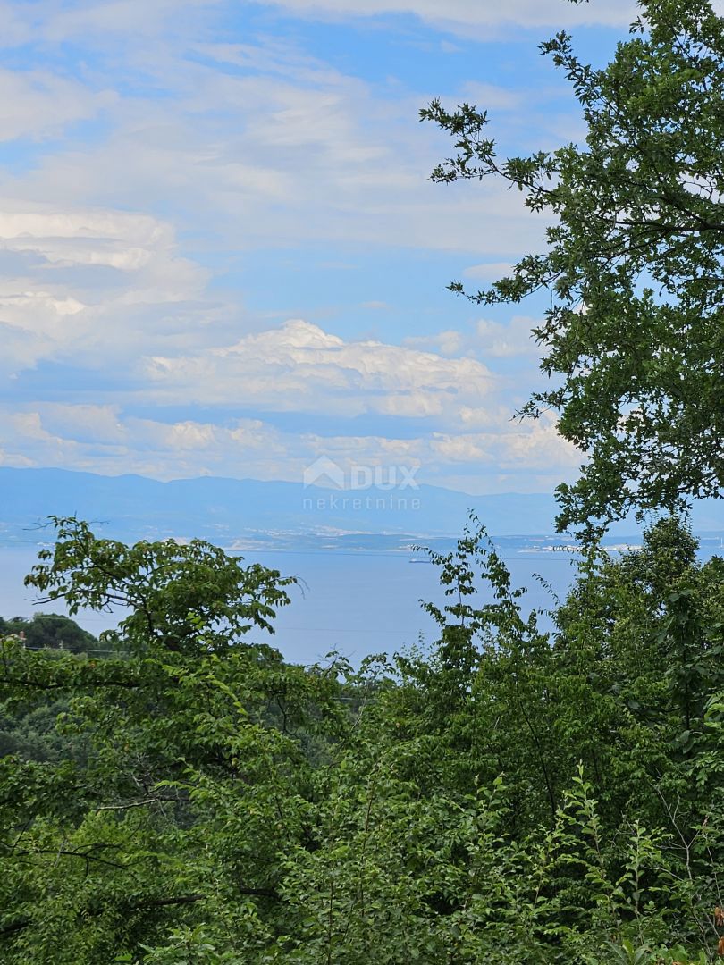 OPATIJA, BREGI - gradbeno zemljišče 1945m2 s pogledom na morje za poslovno-stanovanjski ali stanovanjski objekt - oddaja apartmajev / družinske hiše / vile / hiše - počitnice z bazenom