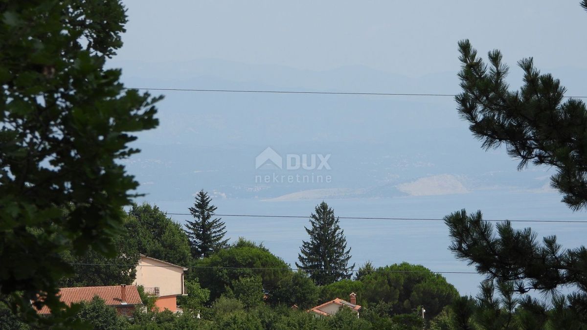 OPATIJA, BREGI - gradbeno zemljišče 1945m2 s pogledom na morje za poslovno-stanovanjski ali stanovanjski objekt - oddaja apartmajev / družinske hiše / vile / hiše - počitnice z bazenom