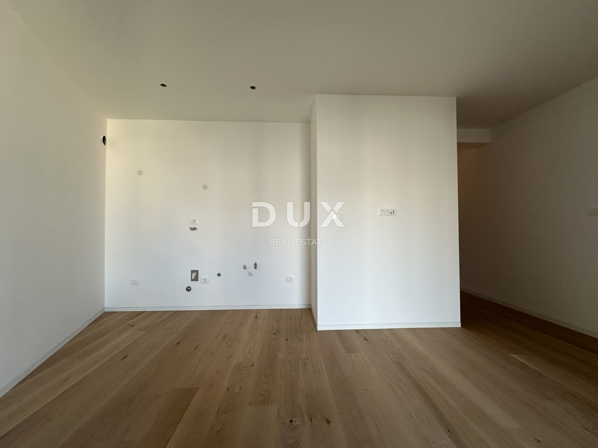 UMAG, CENTER - Stanovanje v luksuzni novogradnji, prva vrsta do morja