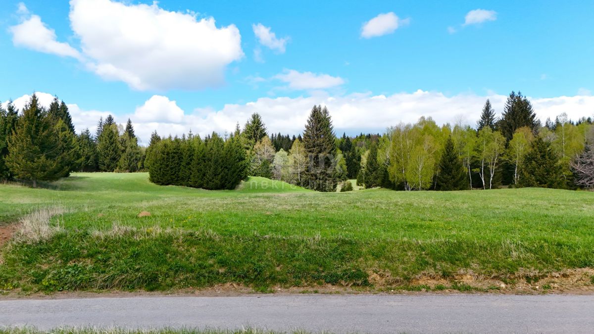 GORSKI KOTAR, HLEVCI - Čudovita gradbena parcela 4193 m2