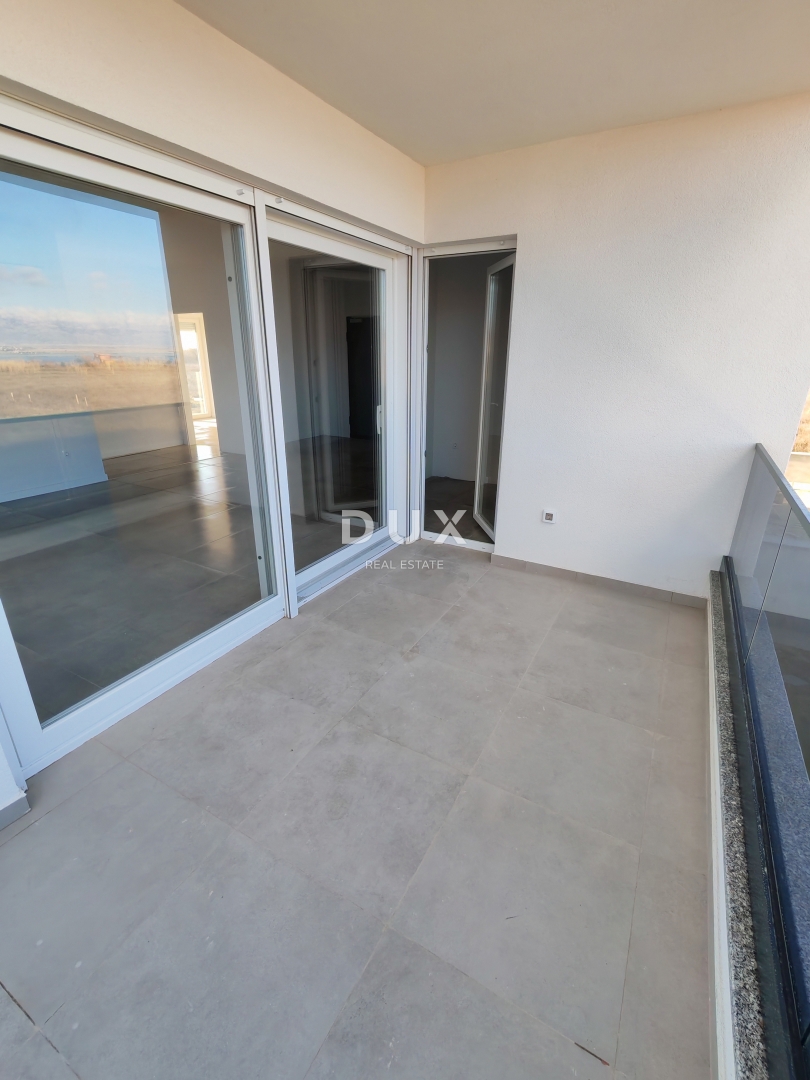 ZADAR, PRIVLAKA - Atraktivno stanovanje s pogledom na morje v bližini plaže! SJ4