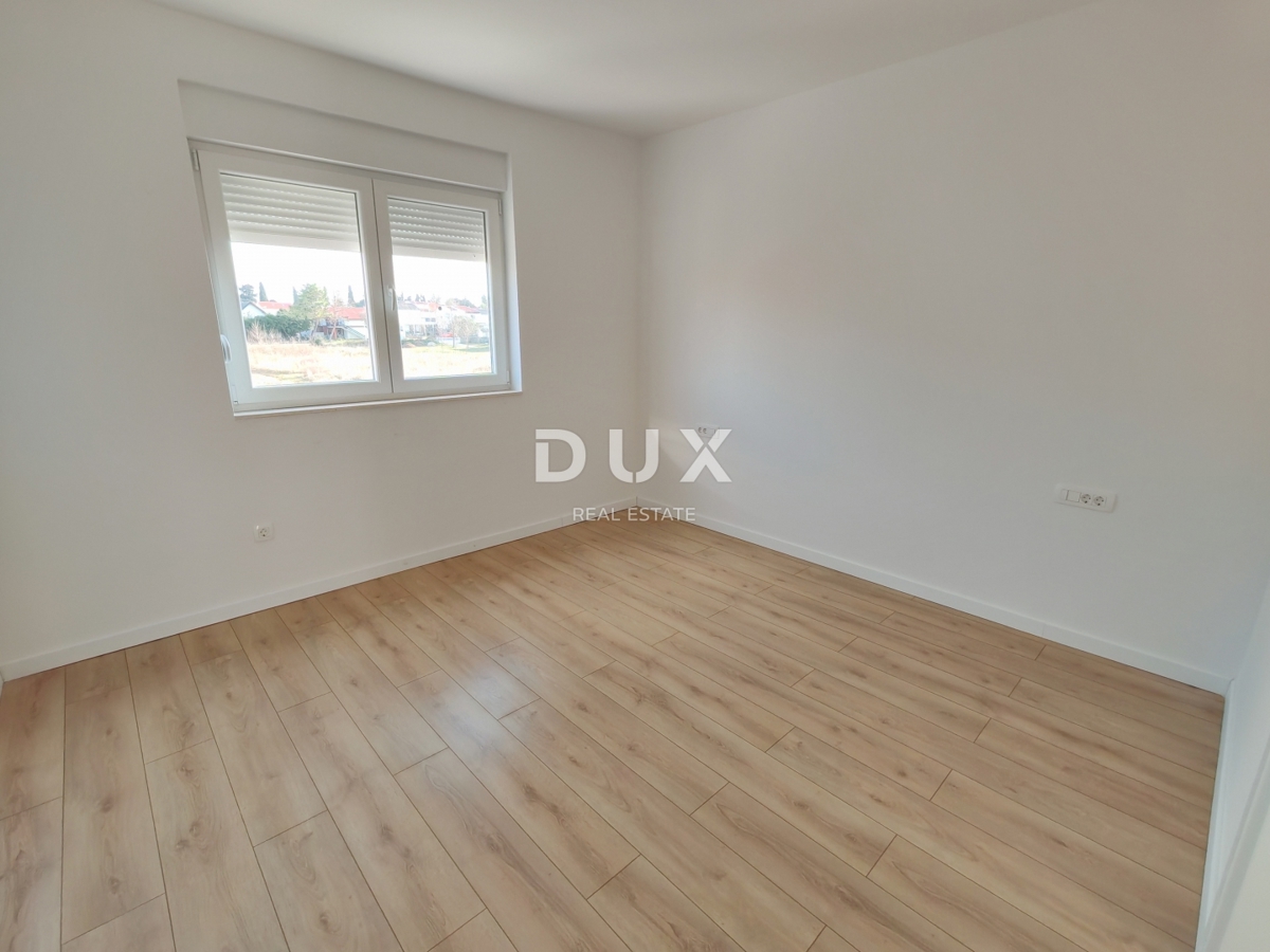 ZADAR, PRIVLAKA - Atraktivno stanovanje s pogledom na morje v bližini plaže! SJ4