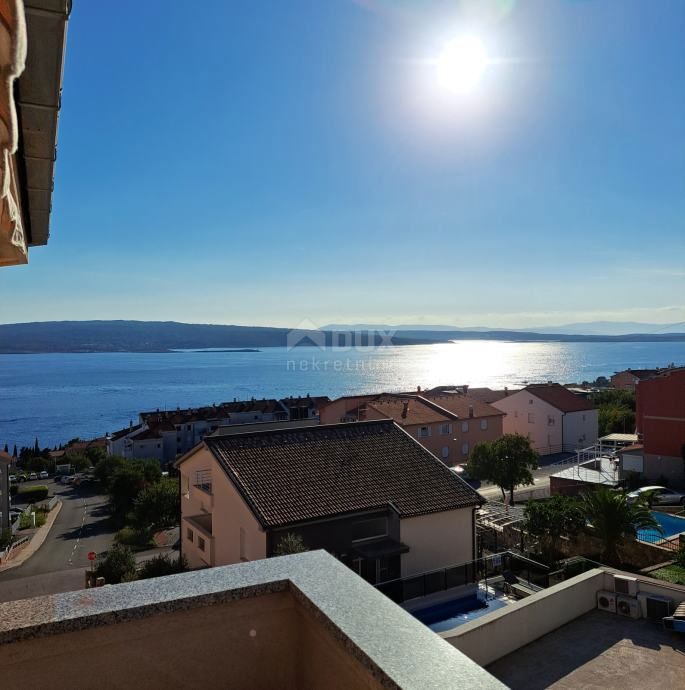 CRIKVENICA - svetlo stanovanje z odlično razporeditvijo 35 m2