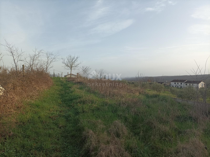 ISTRA, BARBAN - Gradbeno zemljišče na mirni lokaciji