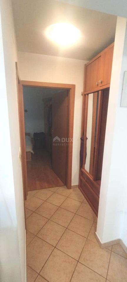 ISTRA, PULA - 1 sobno stanovanje s teraso na Valdebeku, 38 m2 