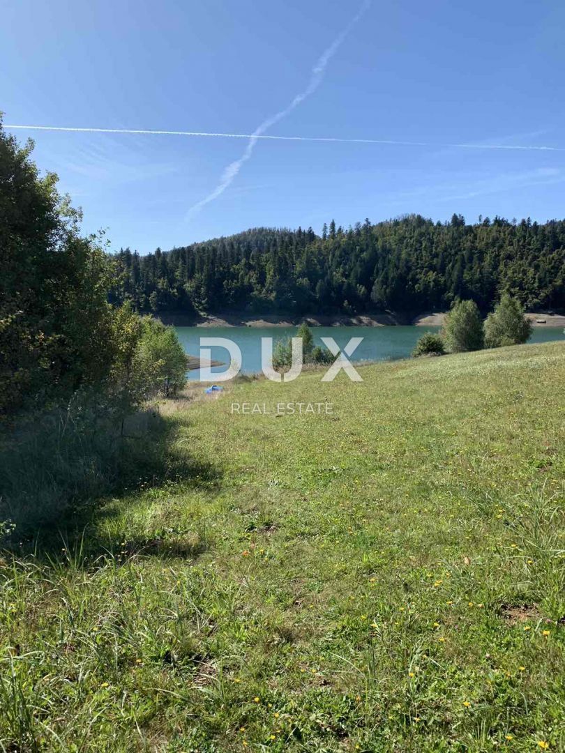 GORSKI KOTAR, LOKVE - atraktivno zemljišče 405m2 za družinsko hišo / vilo / apartmaje / hišo za najem / počitniško hišo 