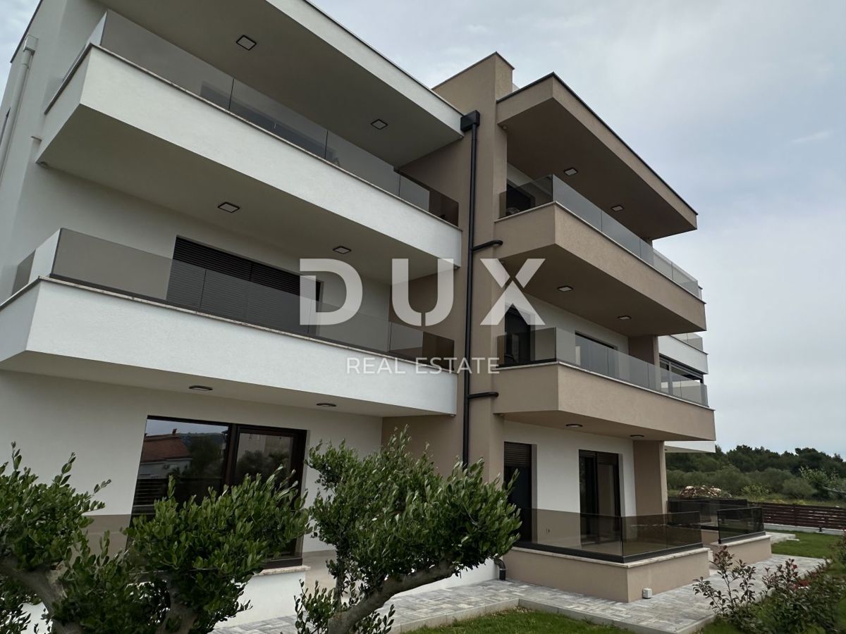ZADAR, TURANJ - Apartma z vrtom blizu morja S2