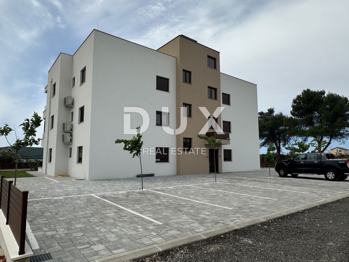 ZADAR, TURANJ - Apartma z vrtom blizu morja S2