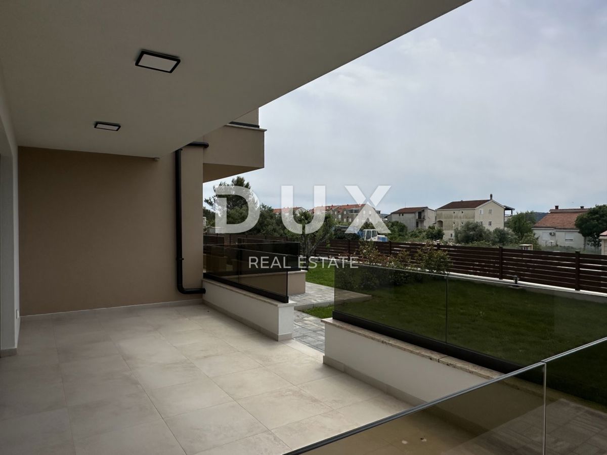 ZADAR, TURANJ - Apartma z vrtom blizu morja S2