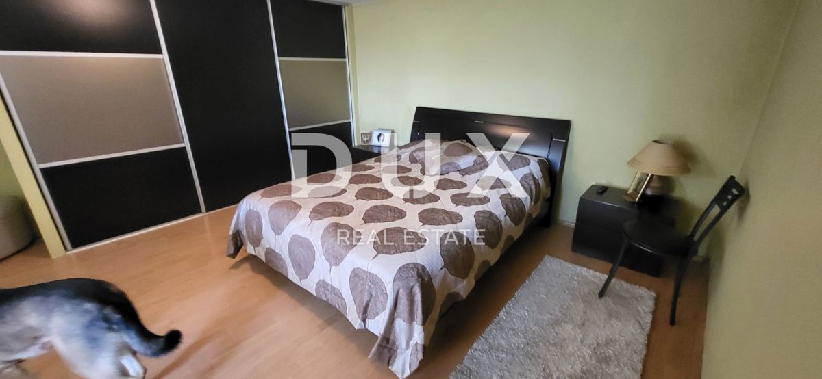 RIJEKA, KOSTRENA - Samostojna hiša z lepim vrtom