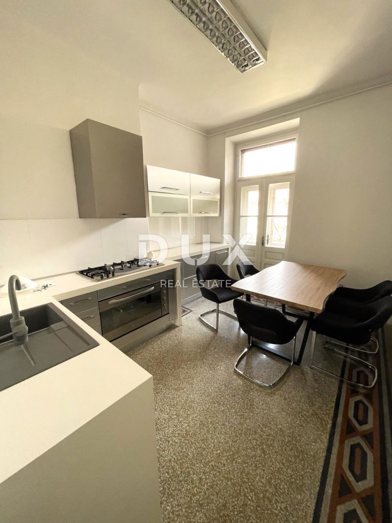RIJEKA, CENTER - Edinstvena nepremičnina, stanovanje 260 m2 na odlični lokaciji!