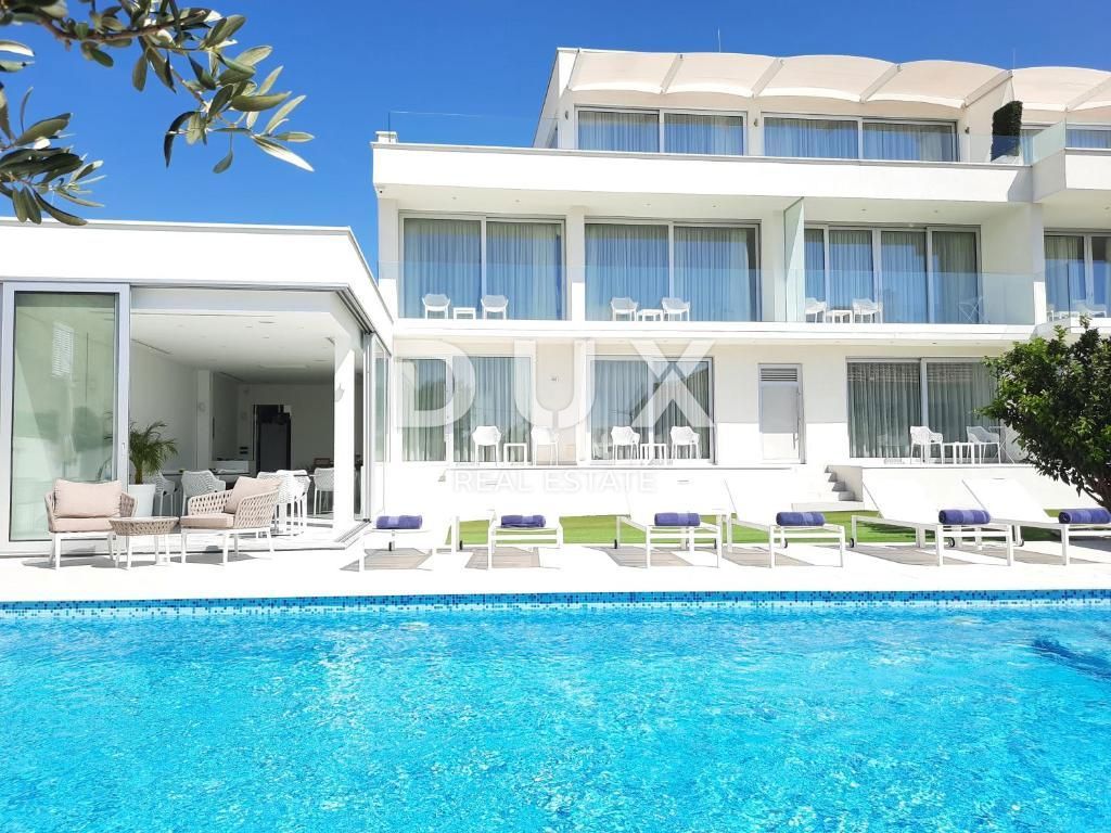 DALMACIJA, ZADAR - Luksuzen hotel na vrhunski lokaciji 