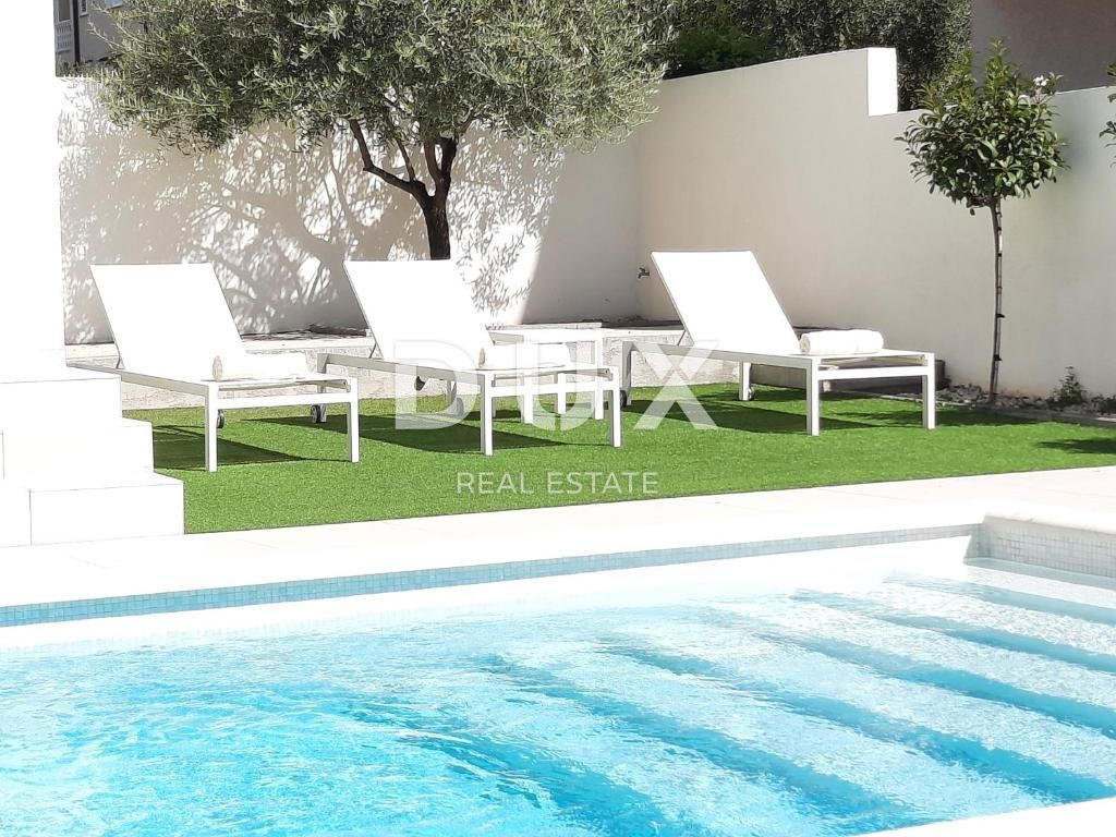DALMACIJA, ZADAR - Luksuzen hotel na vrhunski lokaciji 