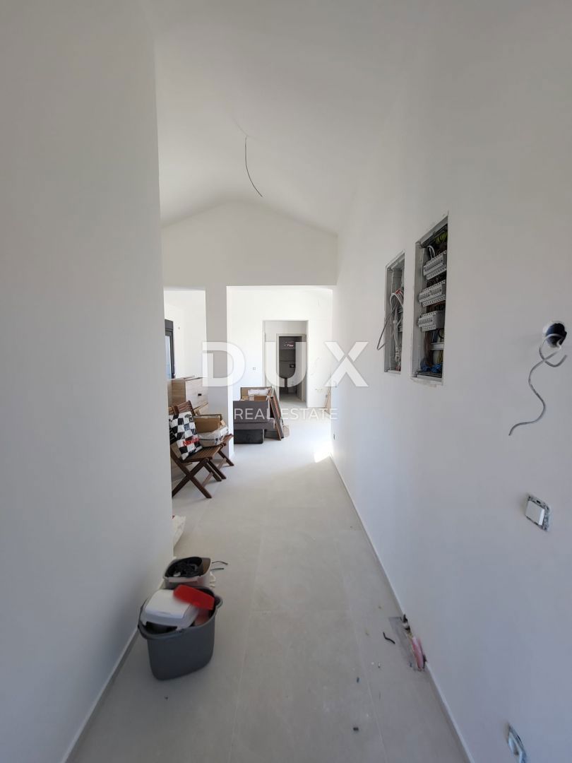 ZADAR, VIR - NOVOZGRAJEN APARTMA 20 M OD PLAŽE - POGLED NA MORJE!