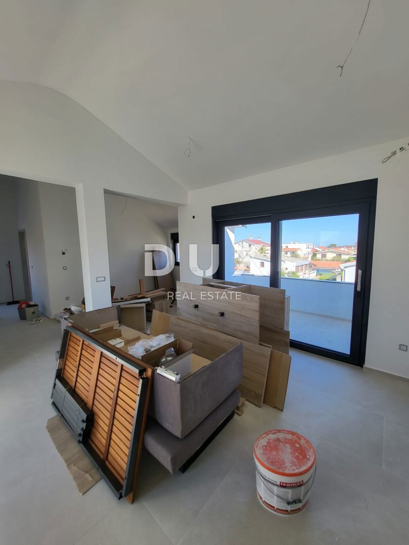 ZADAR, VIR - NOVOZGRAJEN APARTMA 20 M OD PLAŽE - POGLED NA MORJE!