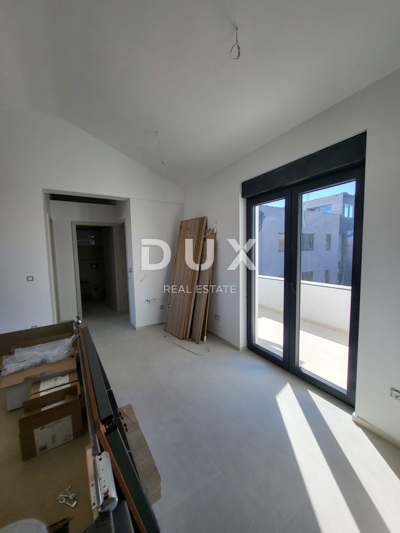 ZADAR, VIR - NOVOZGRAJEN APARTMA 20 M OD PLAŽE - POGLED NA MORJE!