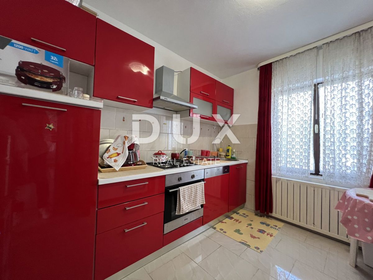 OPATIJA, MATULJI - hiša na parceli 720 m2