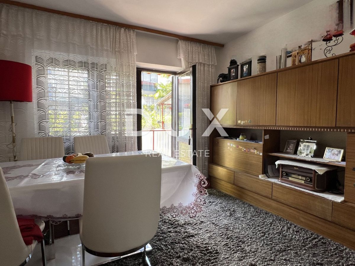 OPATIJA, MATULJI - hiša na parceli 720 m2