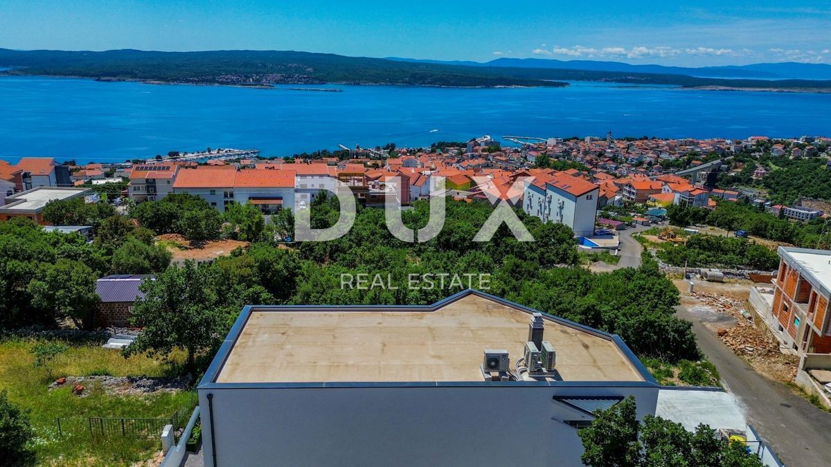 CRIKVENICA, KVARNER - Moderna vila z bazenom in panoramskim pogledom na morje (hiša + stanovanje)