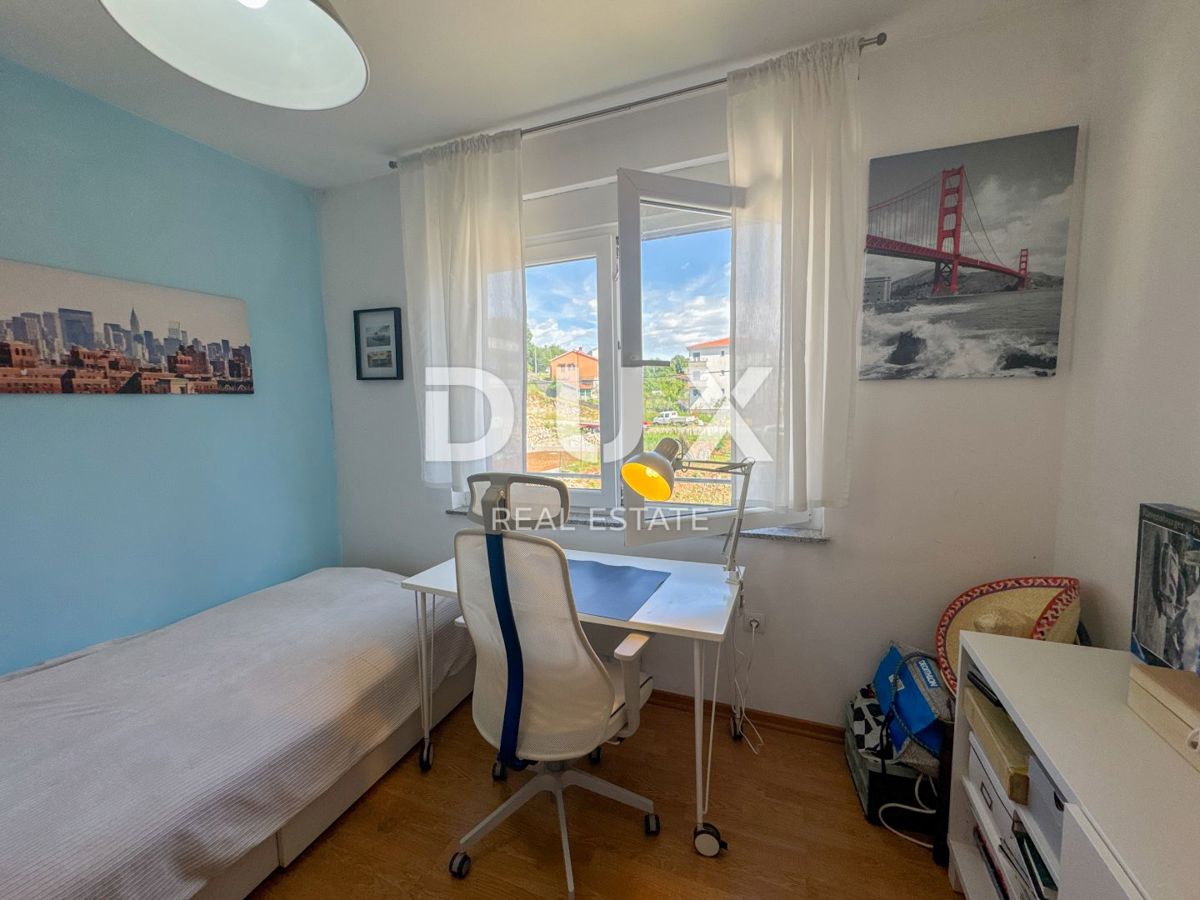 RIJEKA, VIŠKOVO - priložnost - stanovanje 58m2 z dvema spalnicama, dvema balkonoma v novejši hiši, mirna ulica blizu centra