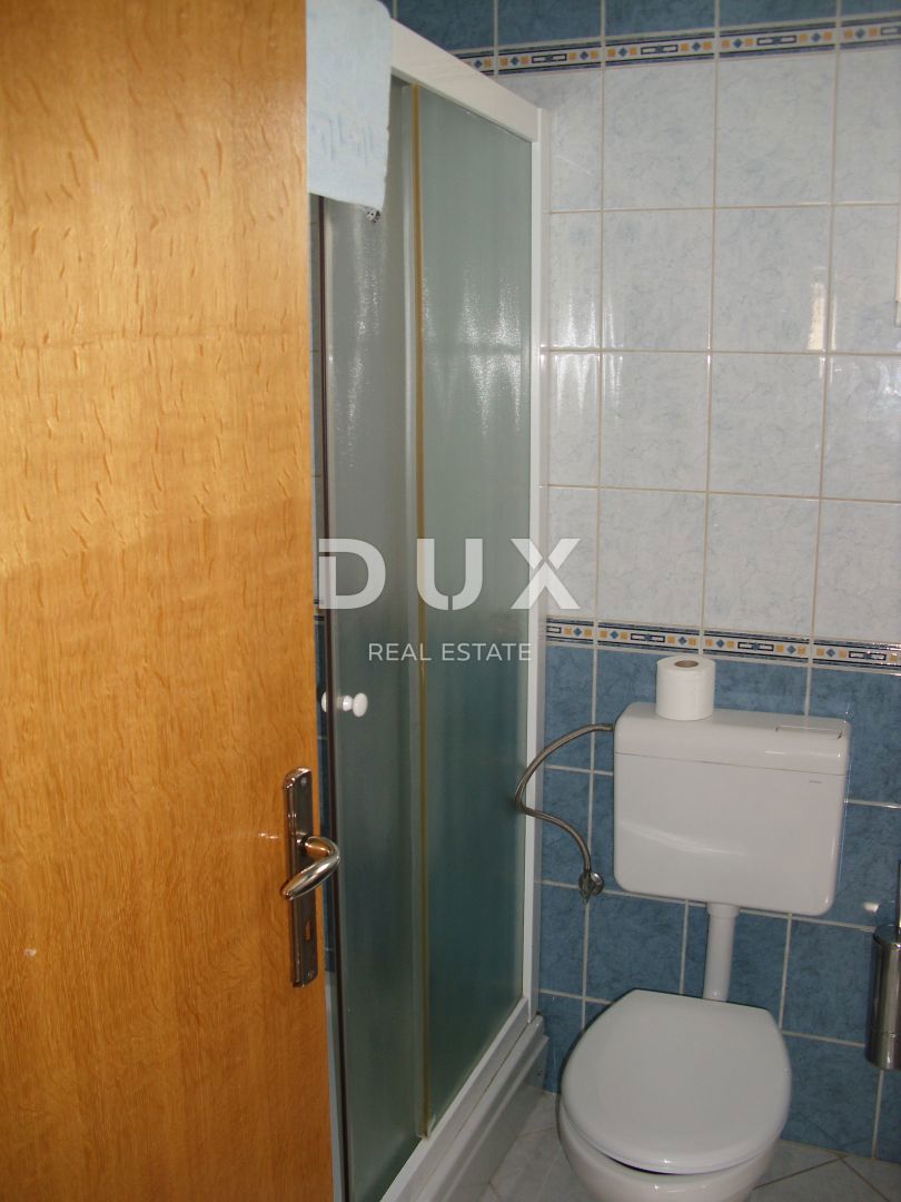 OTOK KRK, MALINSKA - Apartma 2 spalnici + dnevna soba s parkirnim mestom