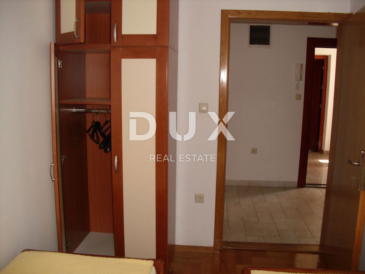 OTOK KRK, MALINSKA - Apartma 2 spalnici + dnevna soba s parkirnim mestom