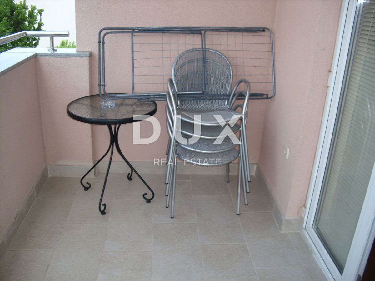 OTOK KRK, MALINSKA - Apartma 2 spalnici + dnevna soba s parkirnim mestom