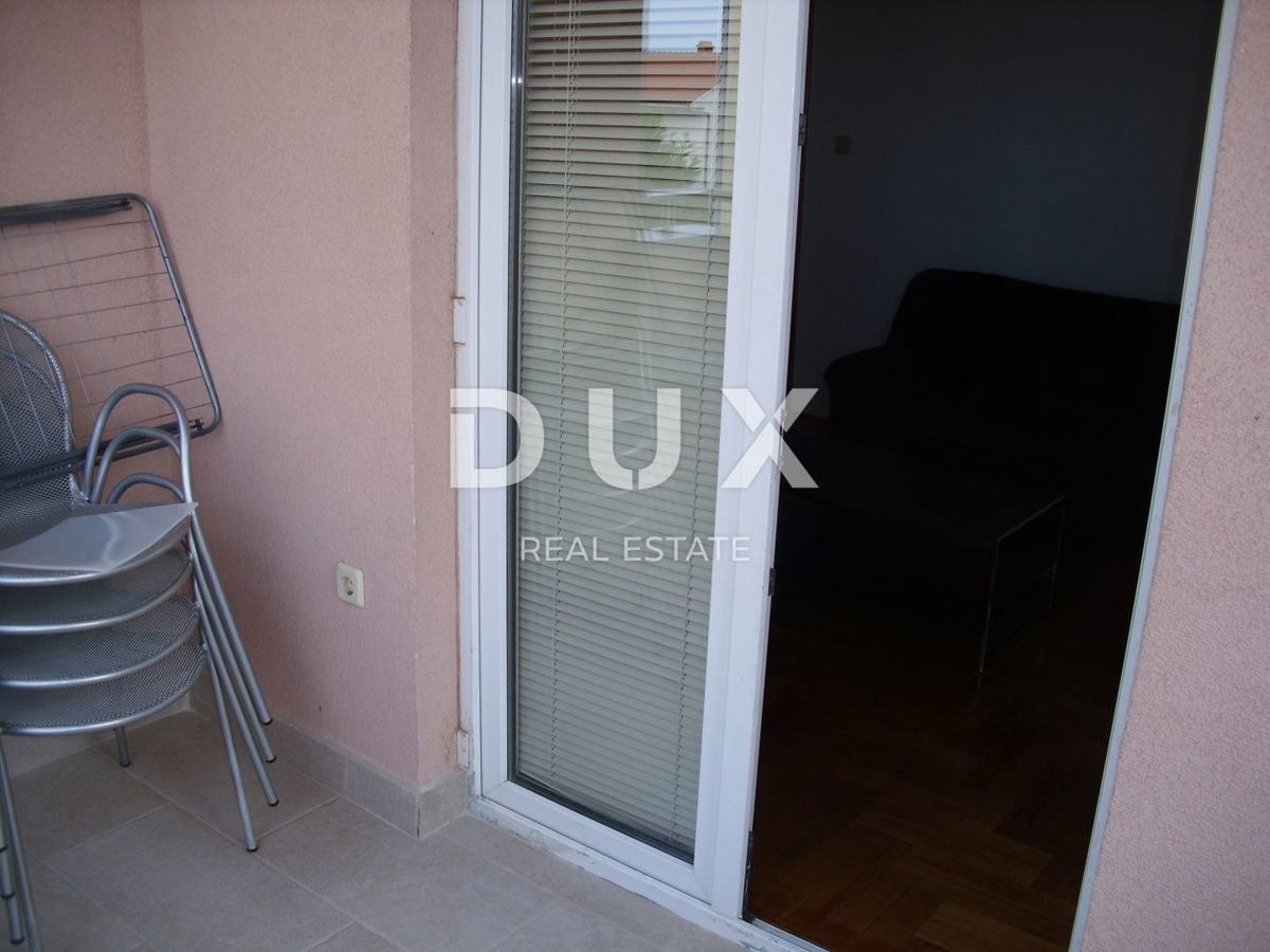 OTOK KRK, MALINSKA - Apartma 2 spalnici + dnevna soba s parkirnim mestom