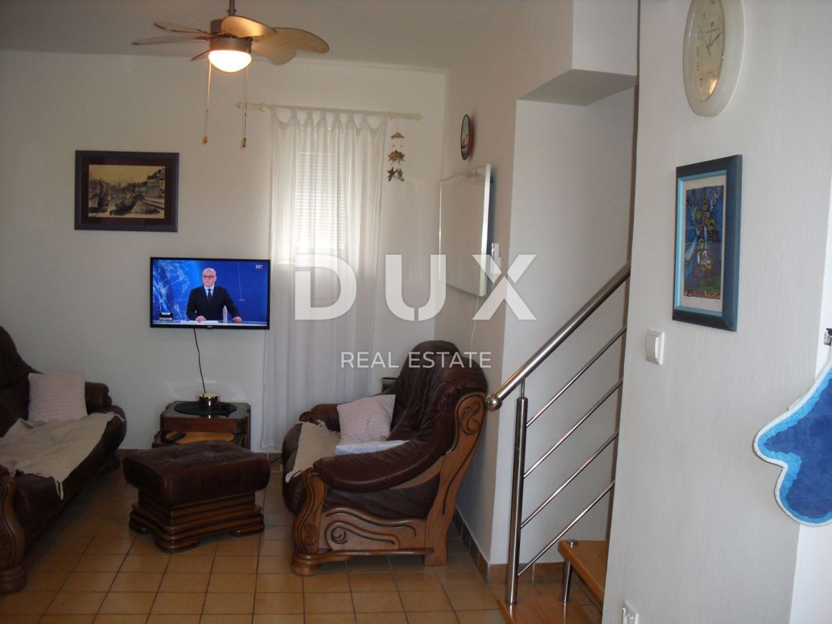 MESTO KRK - Apartma 126 m2 z razgledom in 200 m od morja