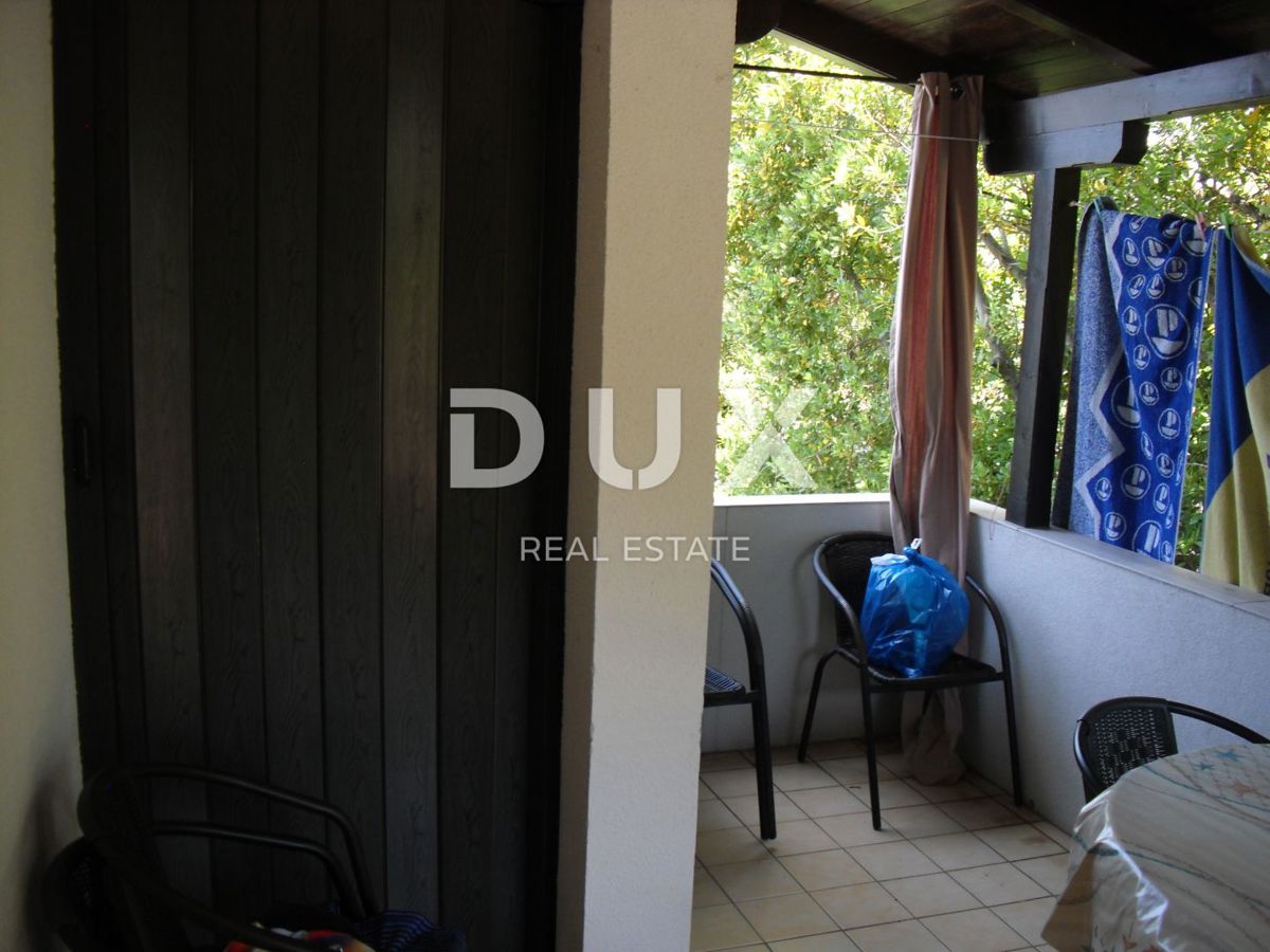 MESTO KRK - Apartma 126 m2 z razgledom in 200 m od morja