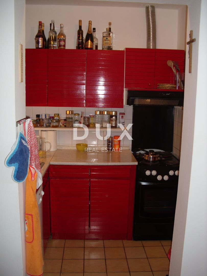MESTO KRK - Apartma 126 m2 z razgledom in 200 m od morja