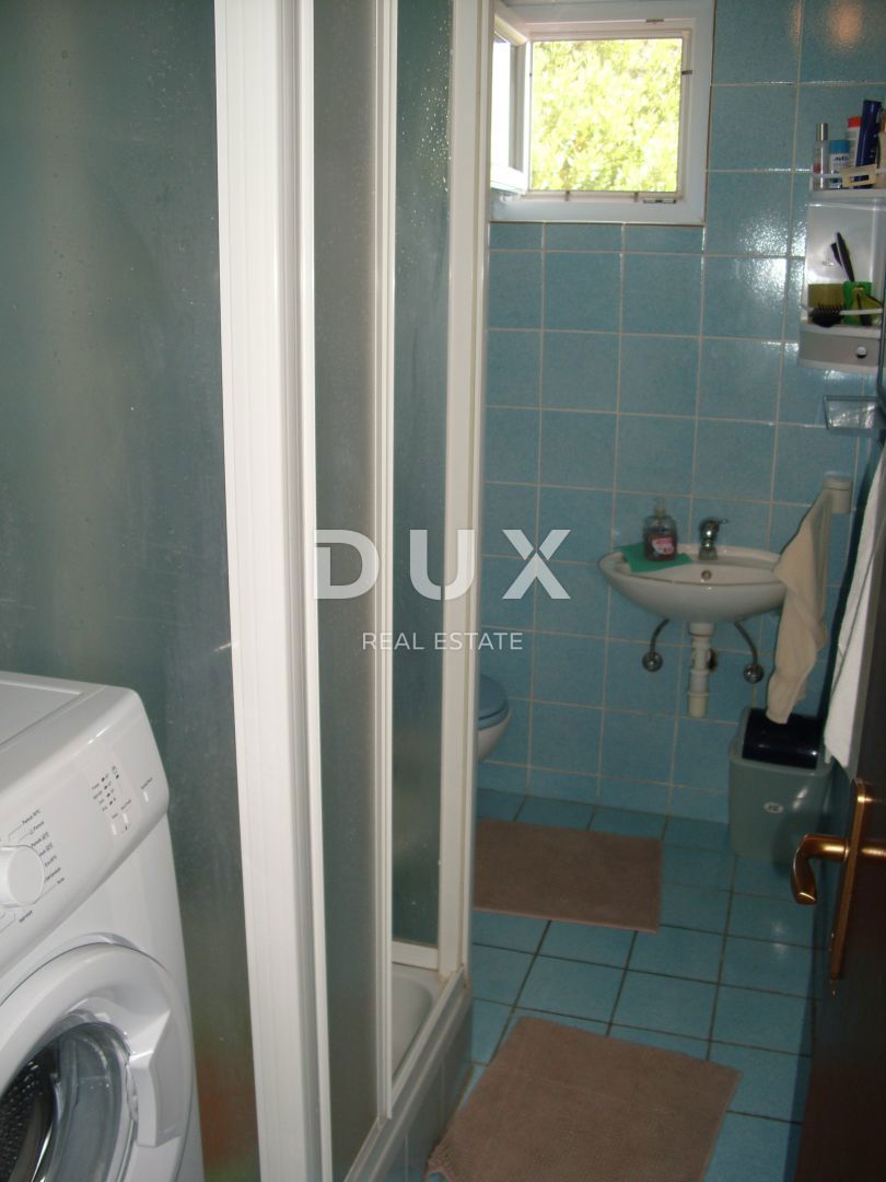 MESTO KRK - Apartma 126 m2 z razgledom in 200 m od morja