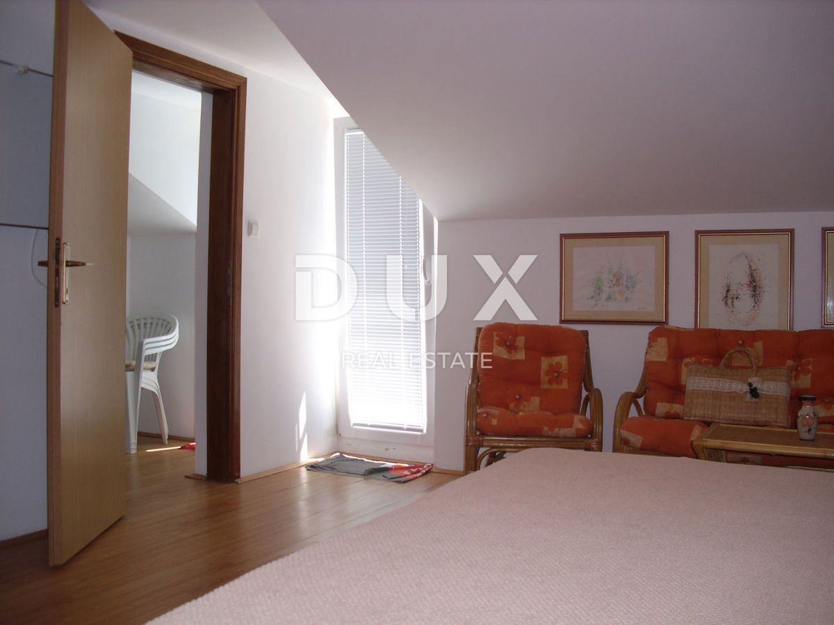 MESTO KRK - Apartma 126 m2 z razgledom in 200 m od morja
