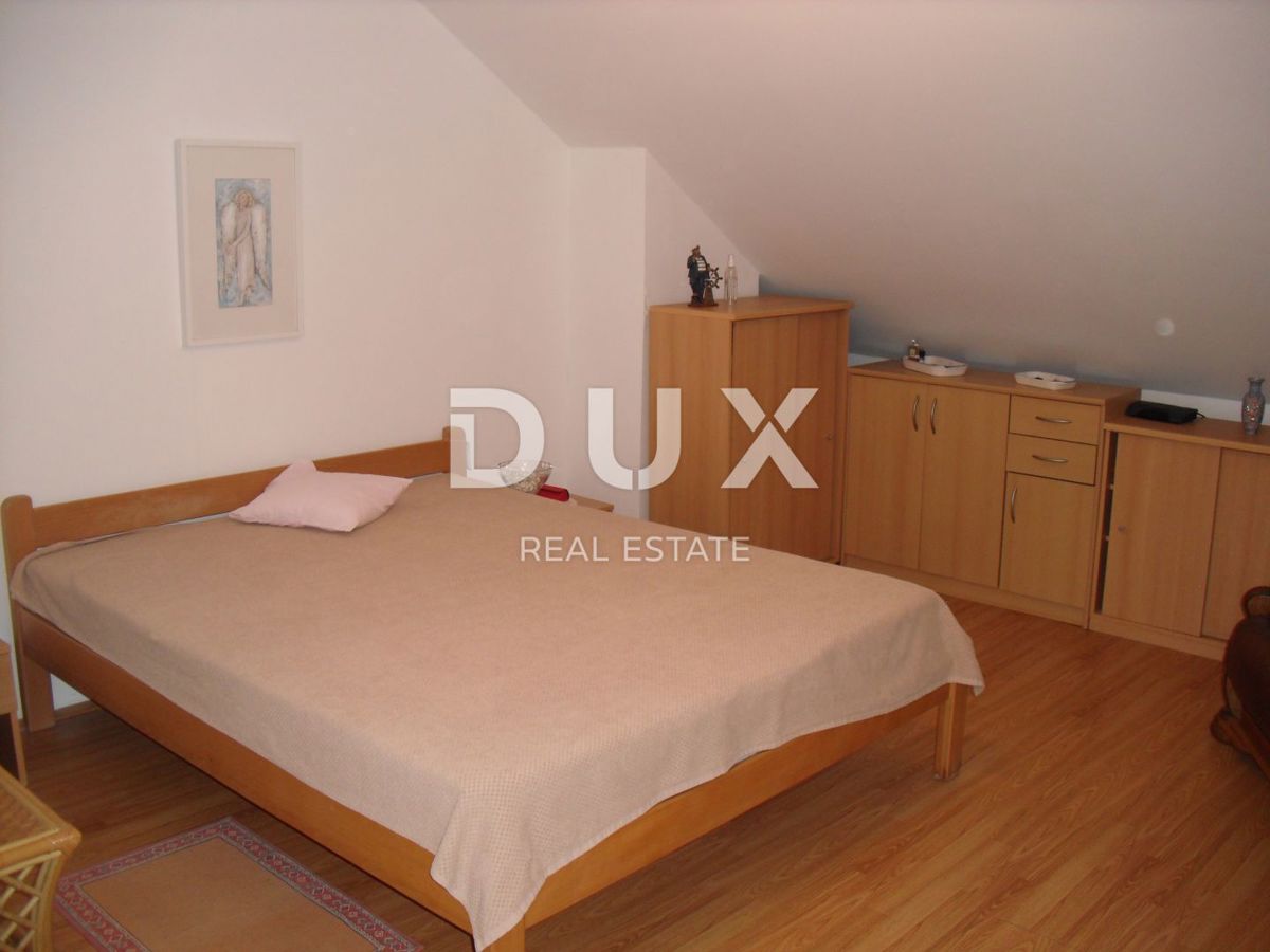 MESTO KRK - Apartma 126 m2 z razgledom in 200 m od morja