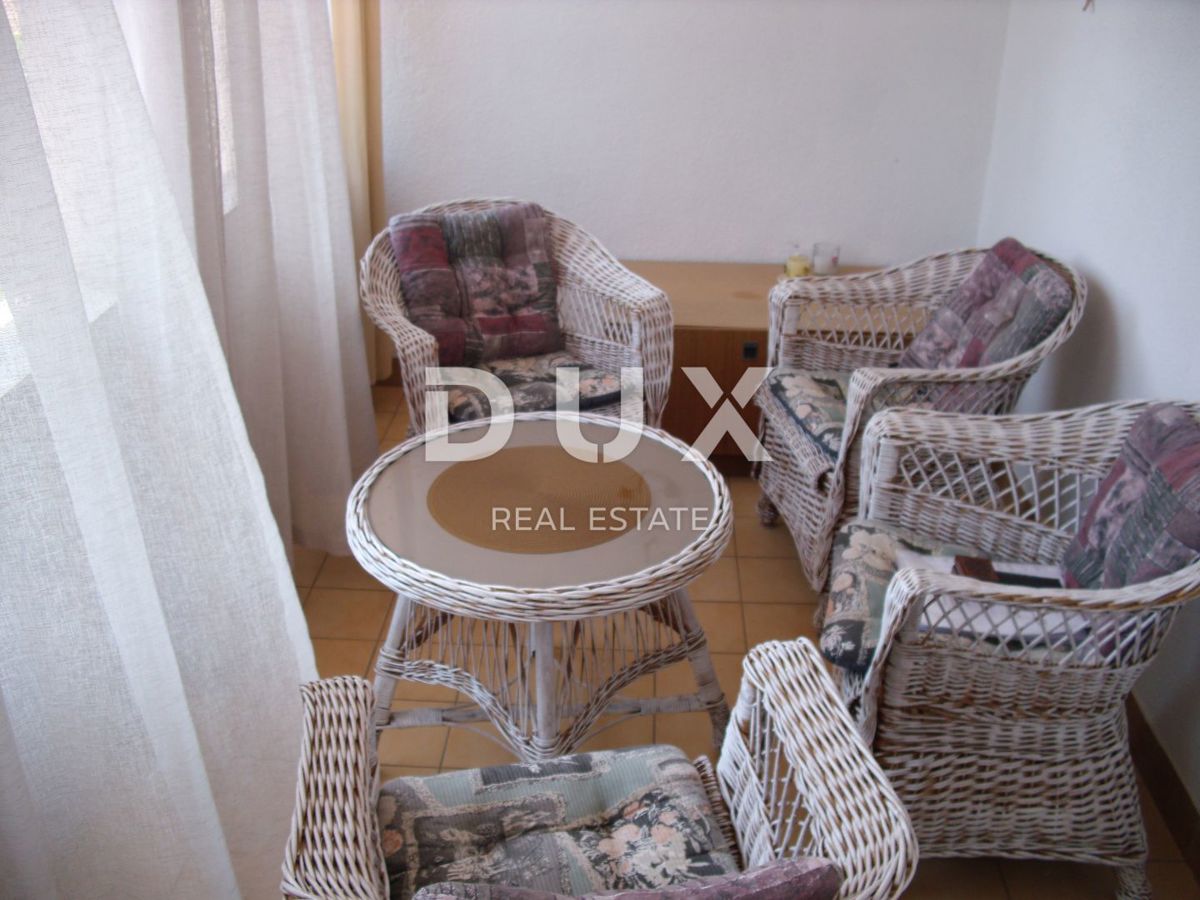 MESTO KRK - Apartma 126 m2 z razgledom in 200 m od morja