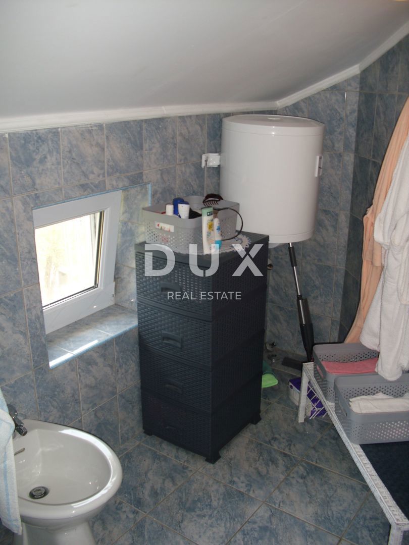 MESTO KRK - Apartma 126 m2 z razgledom in 200 m od morja