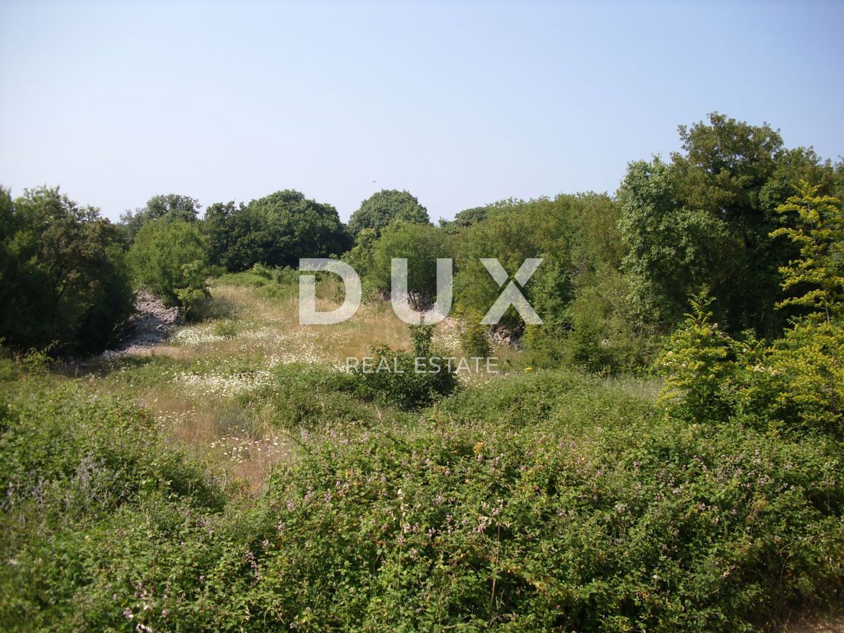 OTOK KRK - Ekskluzivno zemljišče s projektom in dovoljenjem