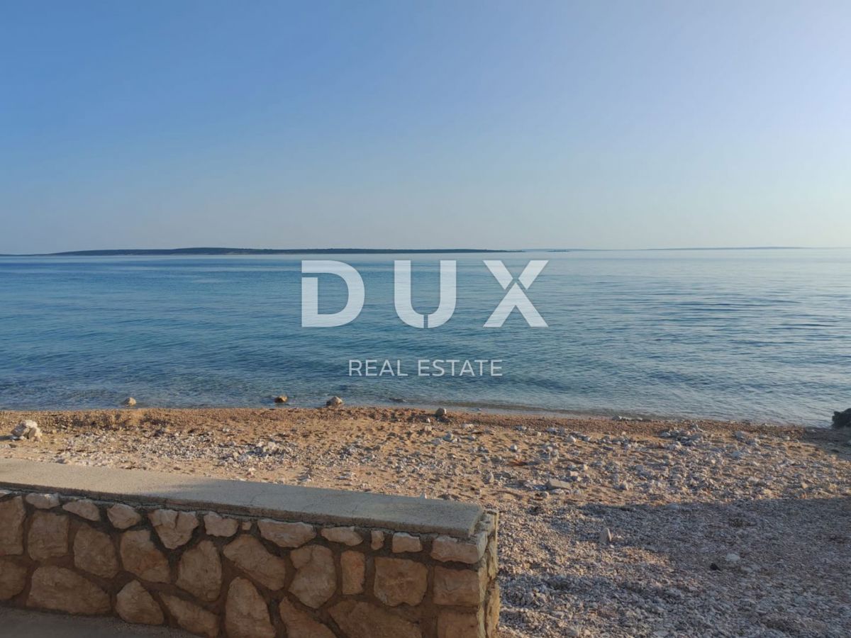 OTOK PAG, MANDRE - Čudovito opremljeno stanovanje druga vrsta do morja 50 metrov od plaže!