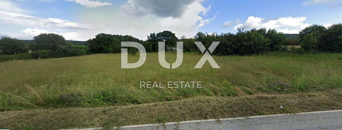 ISTRA, LABIN - Gradbeno zemljišče 750 m² v mirnem predmestju Labina - idealno za družinsko hišo, vilo ali počitniško hišo