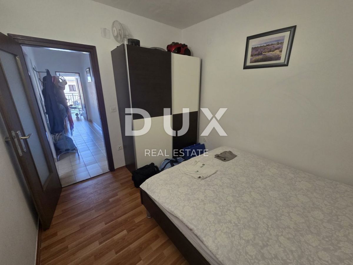 NOVI VINODOLSKI - Apartma 50 m2, 300 m od morja