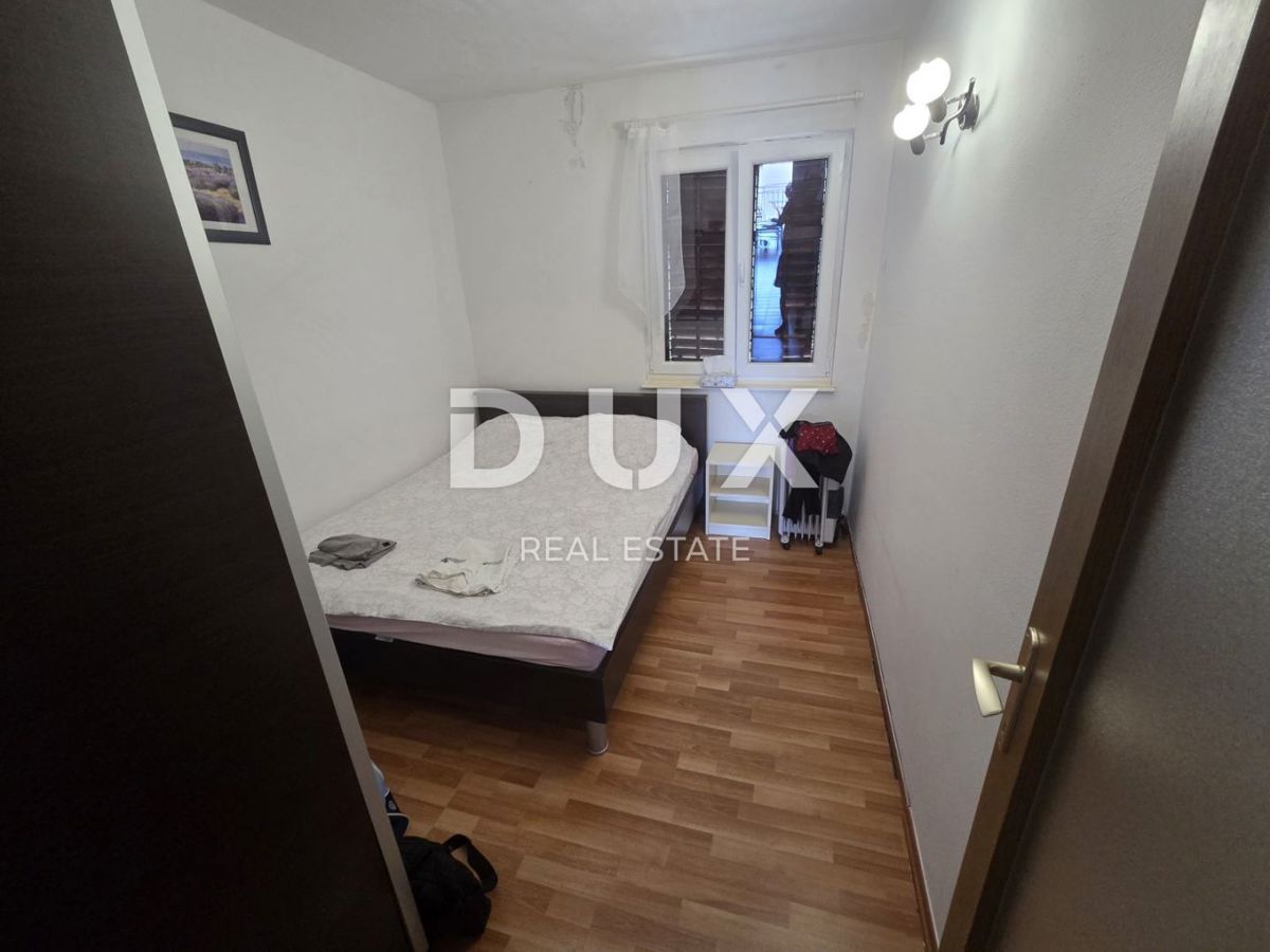 NOVI VINODOLSKI - Apartma 50 m2, 300 m od morja