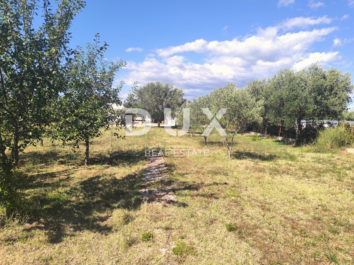 ISTRA, ŠIŠAN - Enonadstropna hiša na odlični lokaciji, 100 m2 - BLIZU MORJA!!