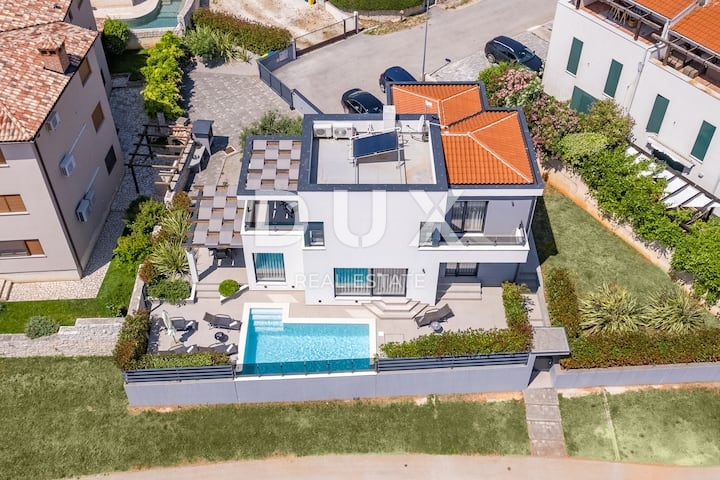 ISTRA, LIŽNJAN - Moderna vila z bazenom in panoramskim pogledom na morje, le 500 m od plaž 