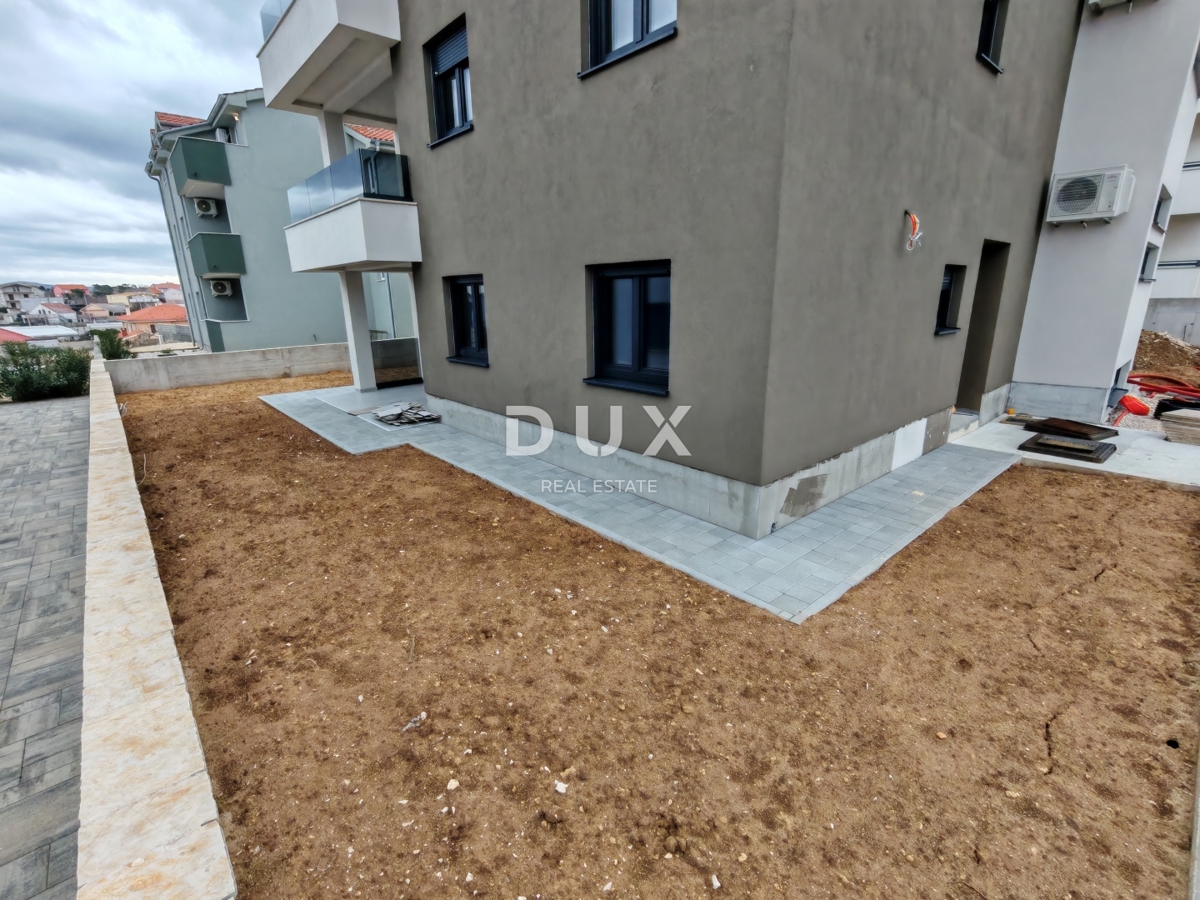 ZADAR, RAŽANAC - Novogradnja! Talno ogrevanje, dvigalo, pogled na morje, shramba...! S2