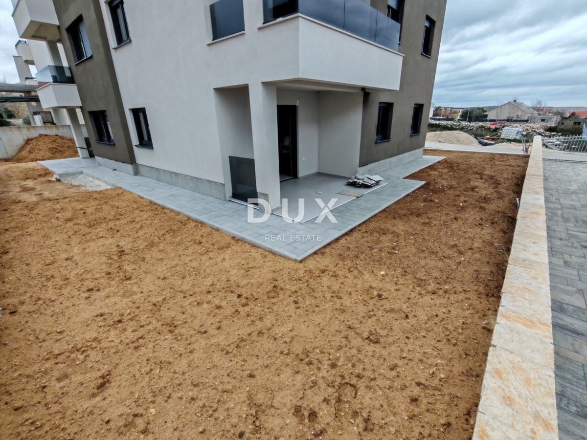 ZADAR, RAŽANAC - Novogradnja! Talno ogrevanje, dvigalo, pogled na morje, shramba...! S2