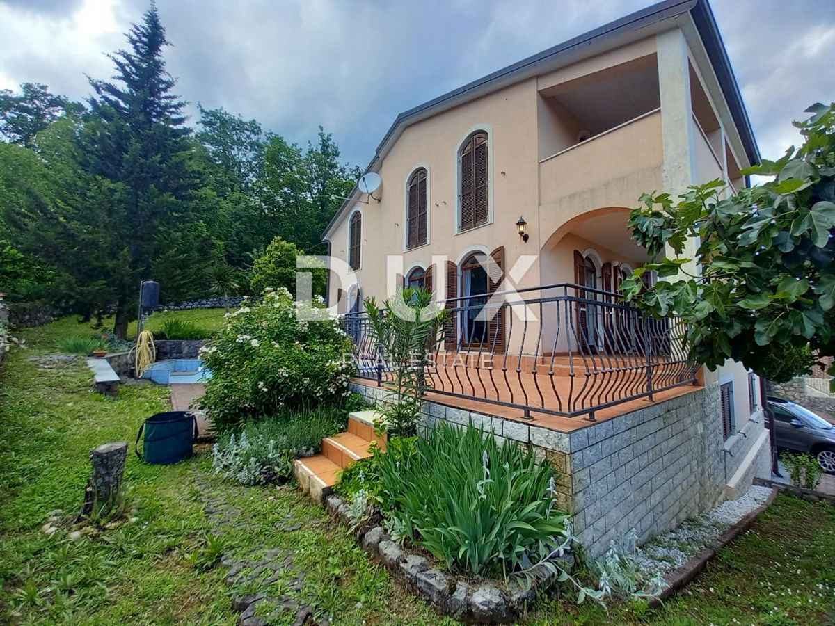 OPATIJA, POLJANE - Čudovita samostojna hiša z bazenom, garažo in pogledom na morje