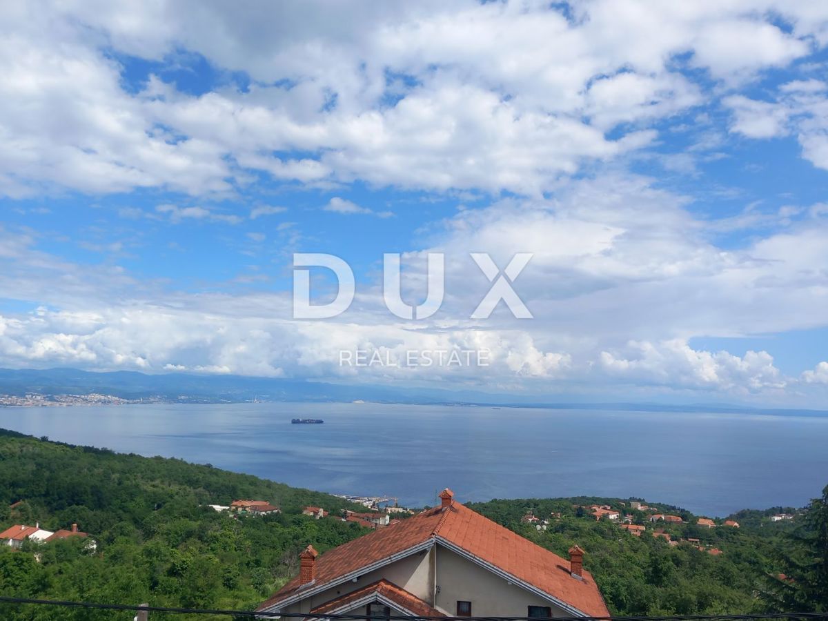 OPATIJA, POLJANE - Čudovita samostojna hiša z bazenom, garažo in pogledom na morje